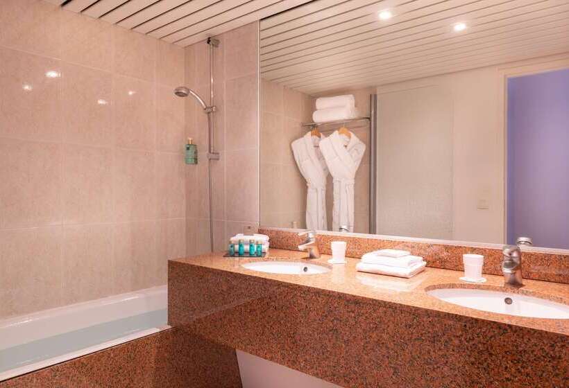 هتل Le M & Spa Bordeaux Aéroport By Hôtels & Préférence