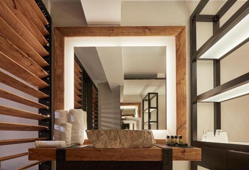 אתר נופש Myconian Imperial   Leading Hotels Of The World