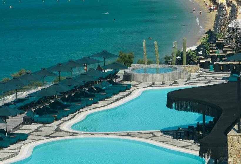 אתר נופש Myconian Imperial   Leading Hotels Of The World