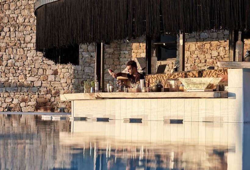 אתר נופש Myconian Imperial   Leading Hotels Of The World