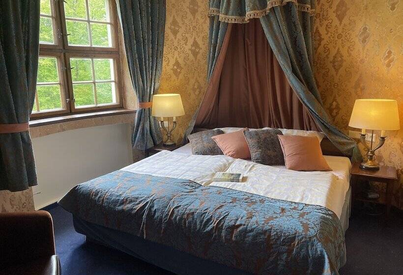 Schlosshotel Podewils