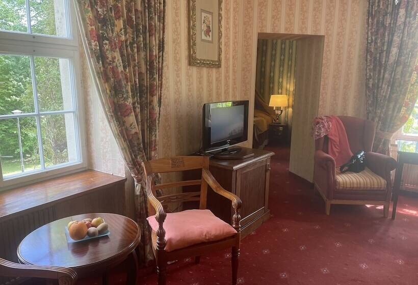 Schlosshotel Podewils