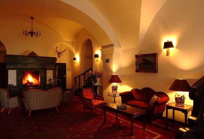 Schlosshotel Podewils