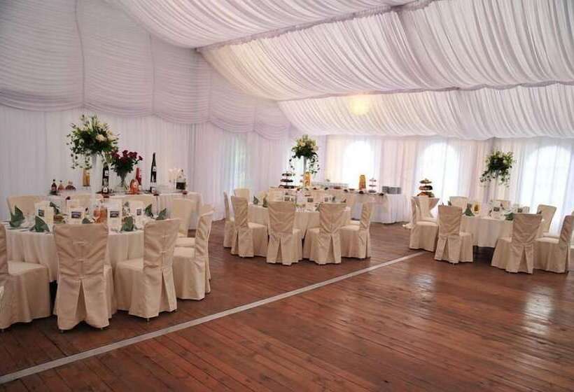 Schlosshotel Podewils