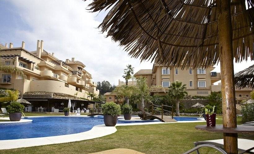 Aloha Hill Club Golf & Spa Apartments