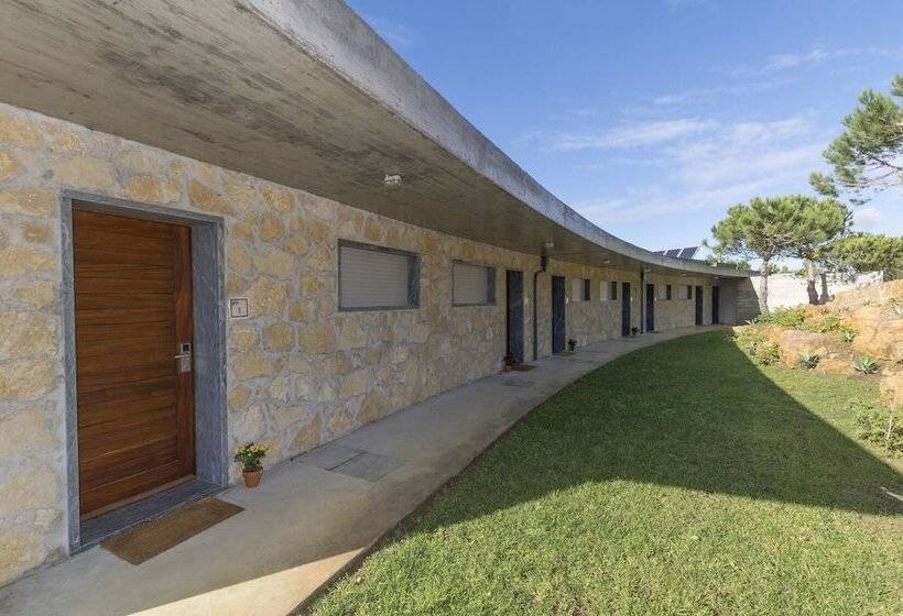 تختخواب و صبحانه Quinta Raposeiros