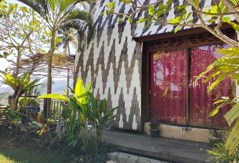 تختخواب و صبحانه Villa Senja Lombok