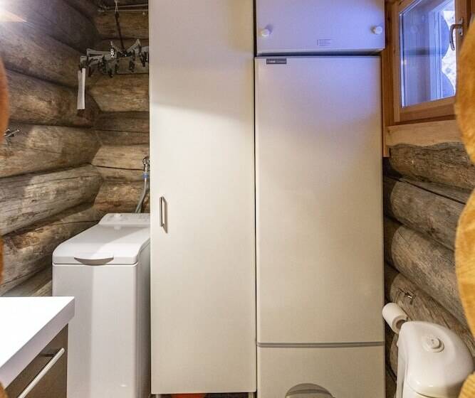 Kuukkeli Log Houses Villa Aurora