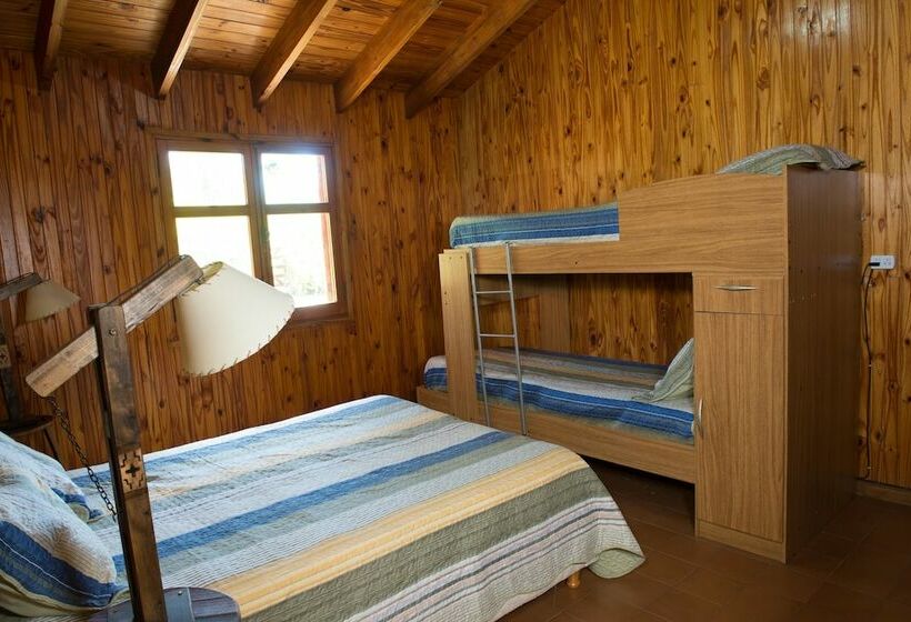 Entre Montañas Y Rio