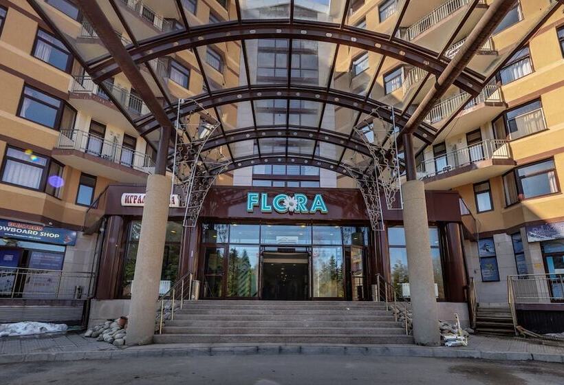 Flora Hotel   Apartments