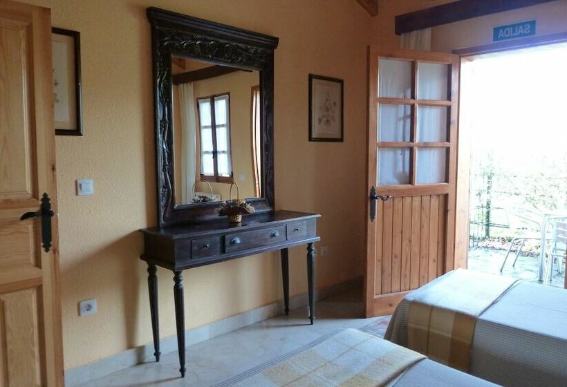 בית מלון כפרי Apartamentos Camping La Barguilla