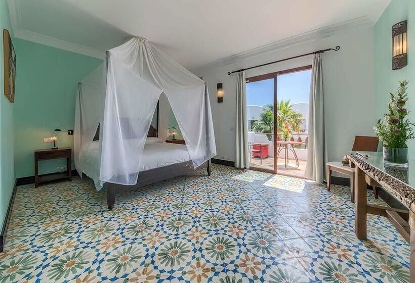 호텔 Apartamentos Turisticos Bahia De Trafalgar