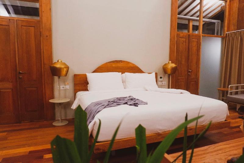 ホテル Ayom Java Village