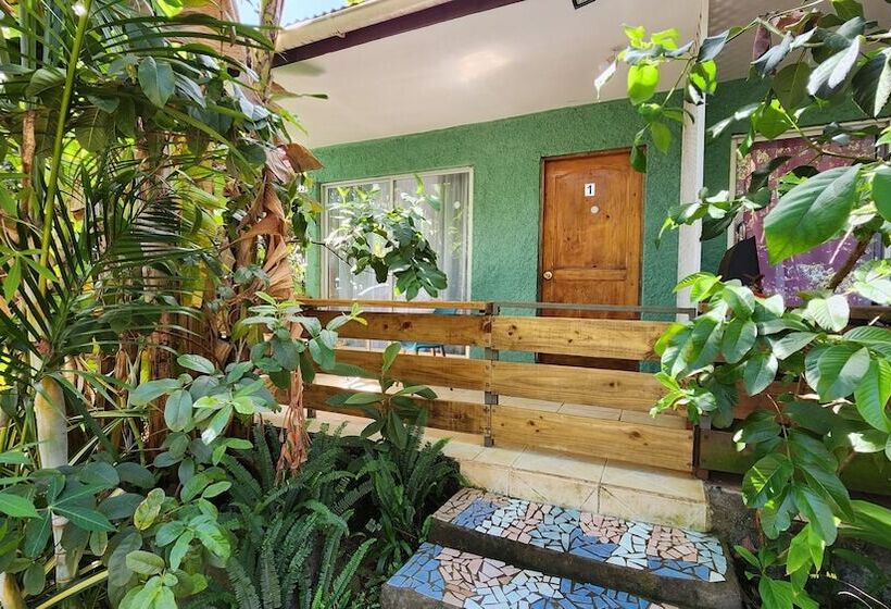 Отель Cabañas Manuto