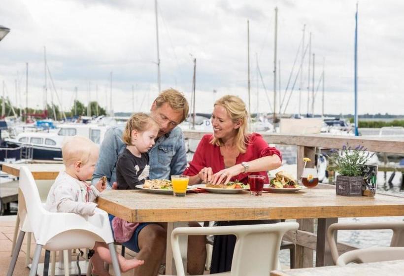هتل Landal Waterparc Veluwemeer
