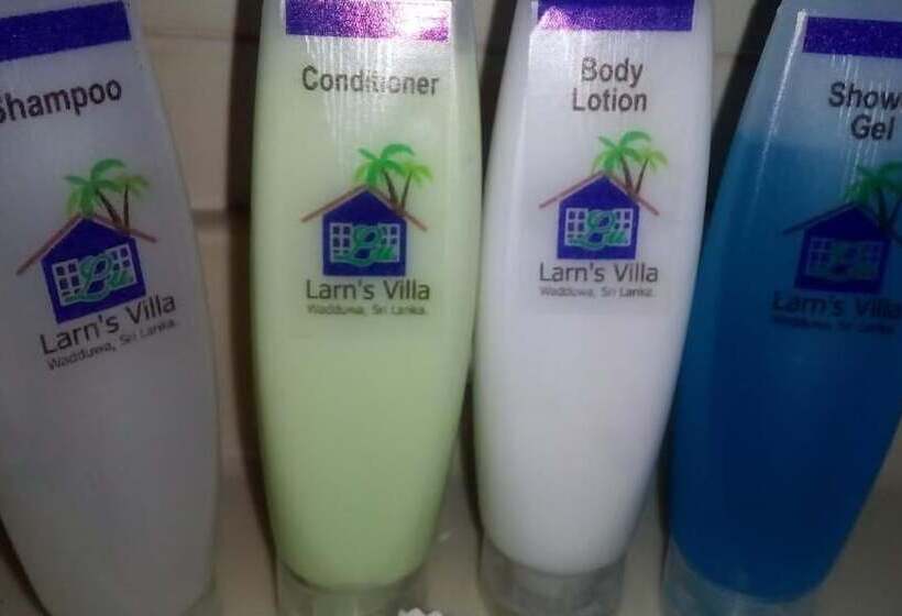 ホテル Larns Villa