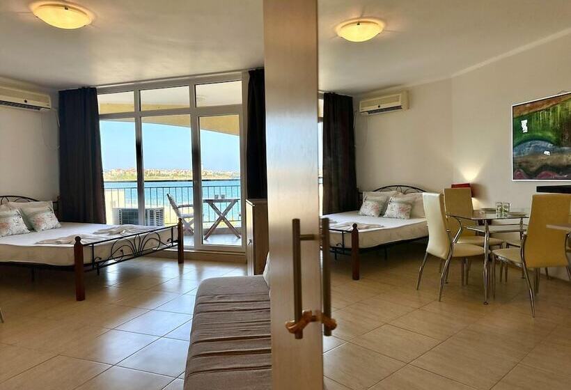 هتل Menada Grand Resort Apartments