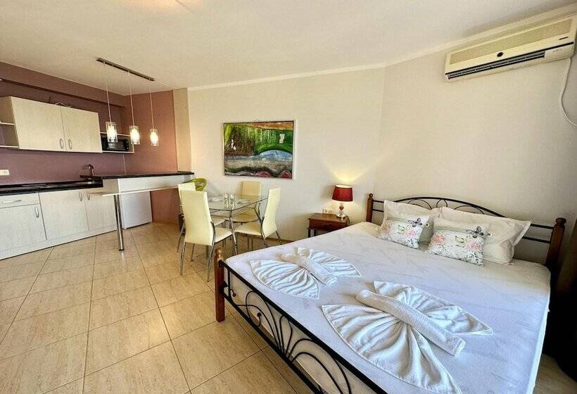 酒店 Menada Grand Resort Apartments