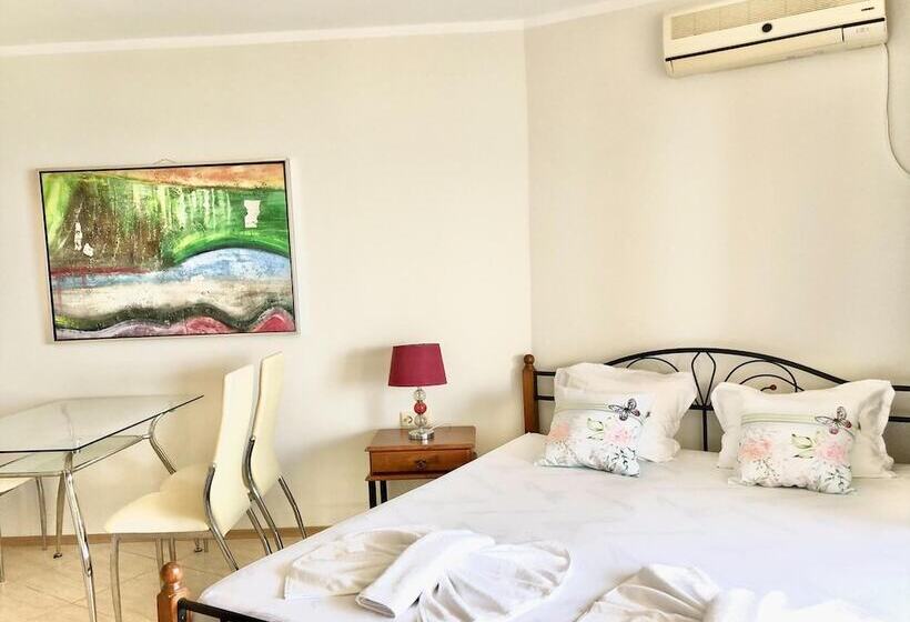 酒店 Menada Grand Resort Apartments