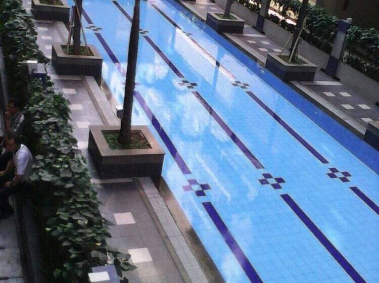 هتل Myrooms Bekasi