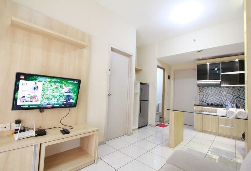 Отель Myrooms Bekasi