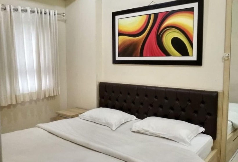 Отель Myrooms Bekasi