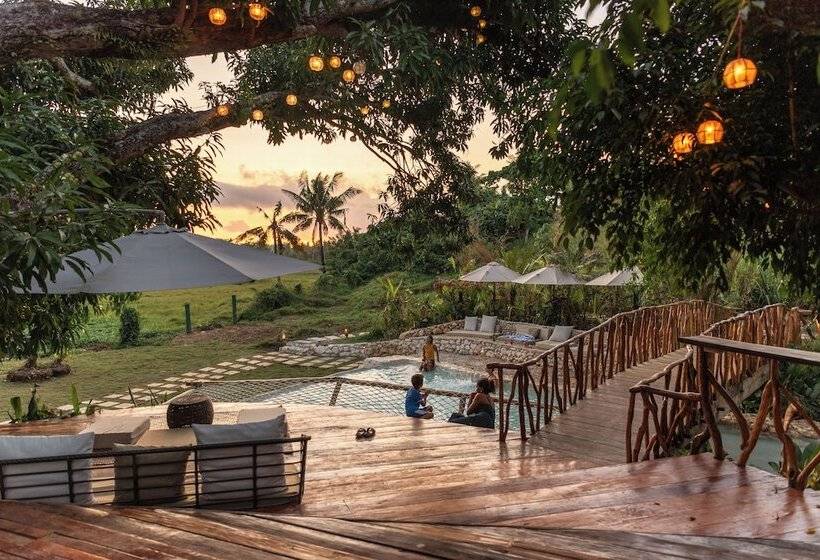 هتل The Hillside Resort Siargao