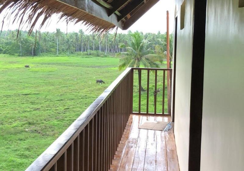 هتل The Hillside Resort Siargao