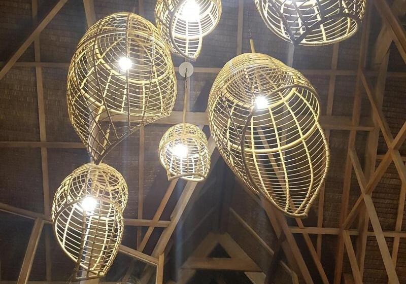 هتل The Hillside Resort Siargao