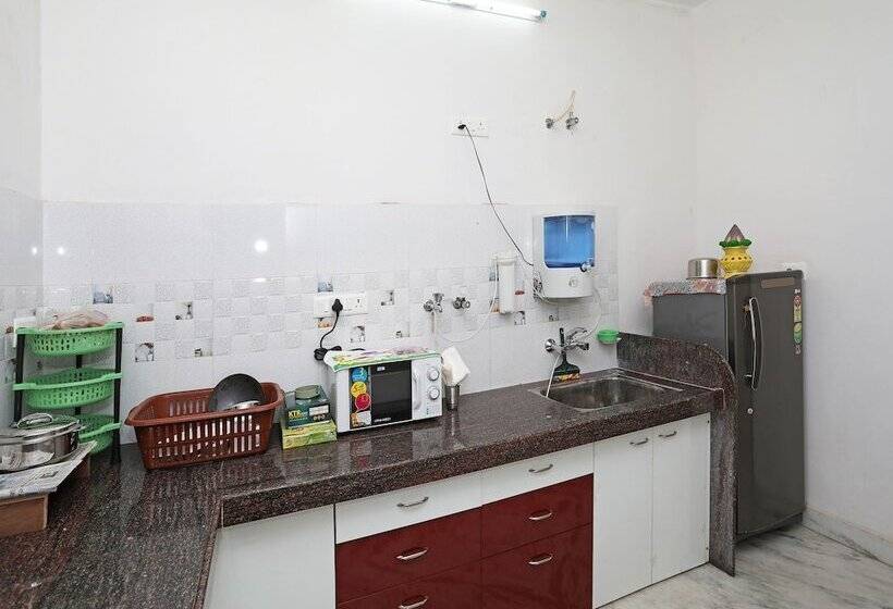 호텔 Victoria Paying Guest House