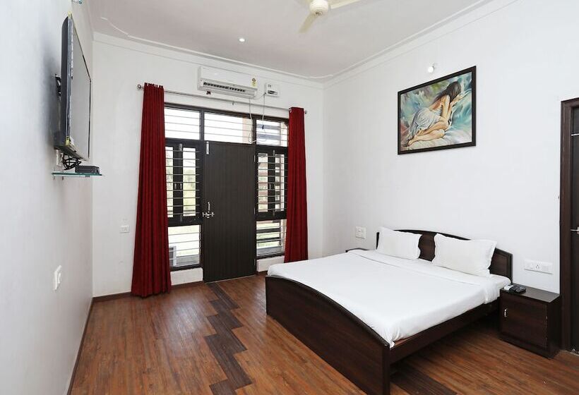 호텔 Victoria Paying Guest House