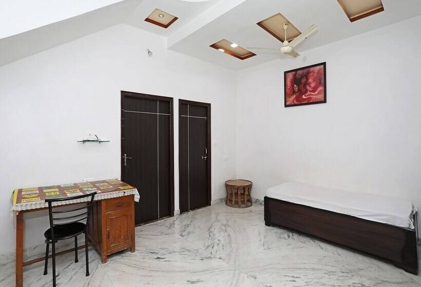 호텔 Victoria Paying Guest House