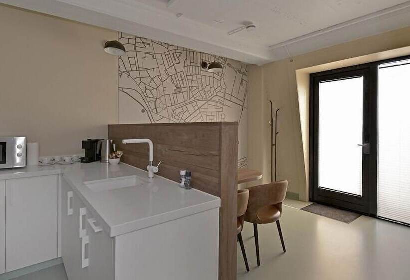 هتل Zandpaviljoen Pier 7