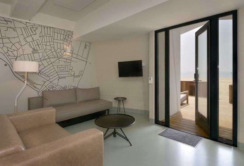 هتل Zandpaviljoen Pier 7