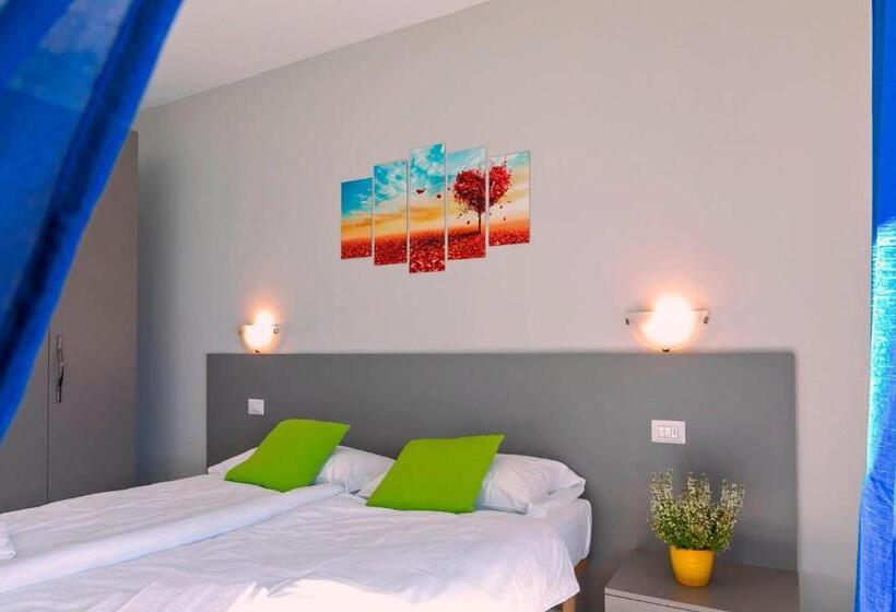 La Collinetta Apartments