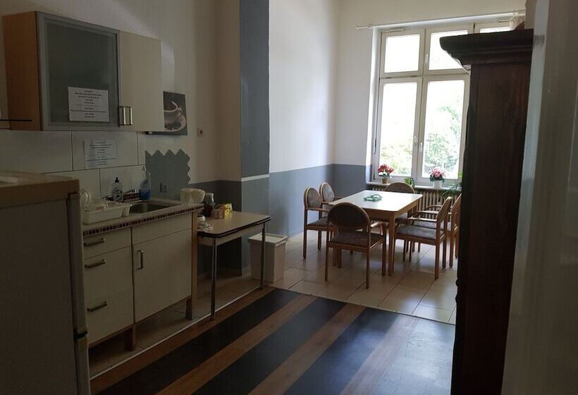 بنسيون A&s Ferienwohnungen Koblenzer Strasse