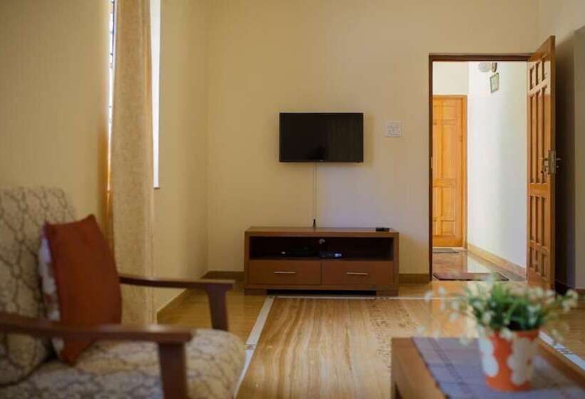 膳宿费 Mistral Holidays