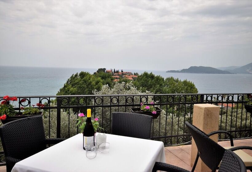 پانسیون Monte Perla Residence