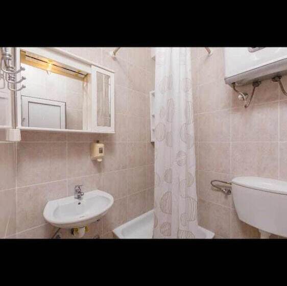 پانسیون Monte Perla Residence