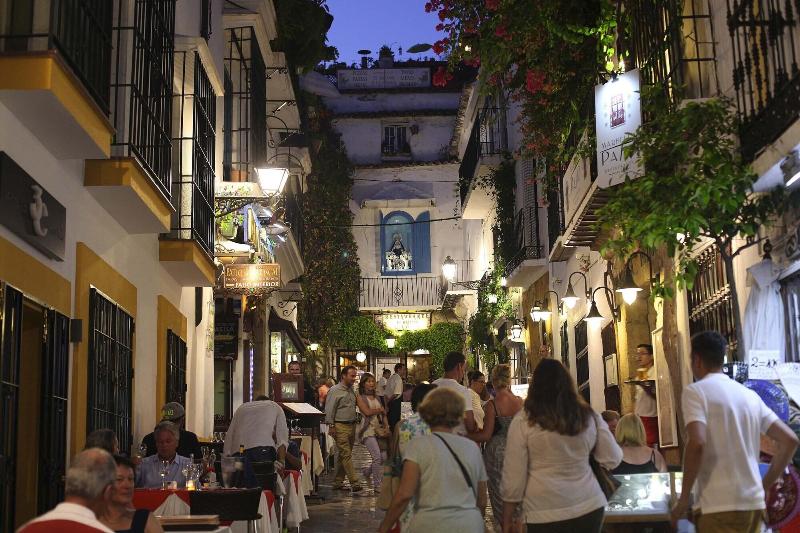 بنسيون Total Marbella Suites Noise Isolation