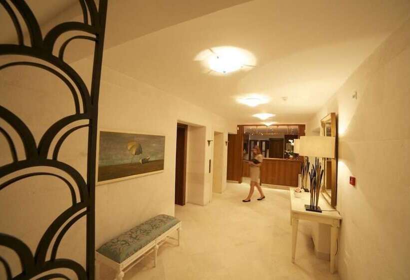 پانسیون Villa Montenegro