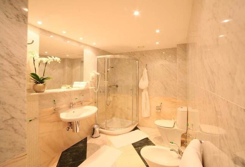 پانسیون Villa Montenegro