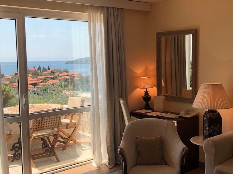 پانسیون Villa Montenegro