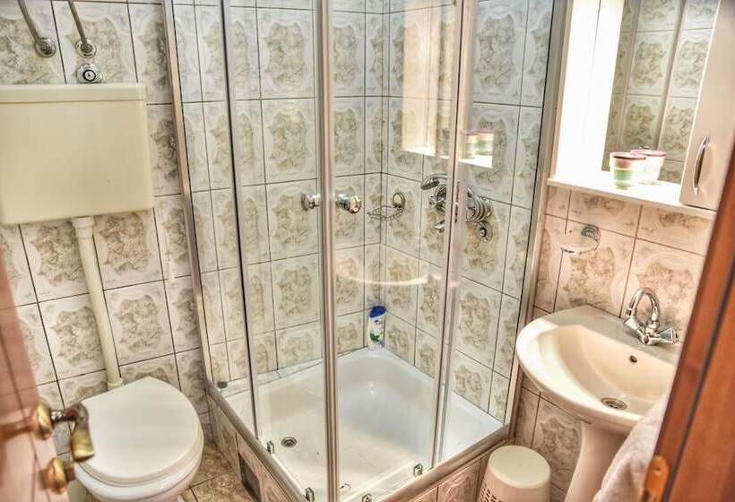 پانسیون Villa Oleander