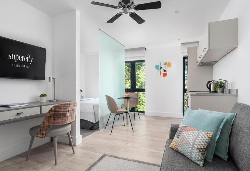 Q Square By Supercity Aparthotels