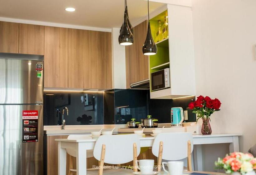 Republic Suites Ho Chi Minh City
