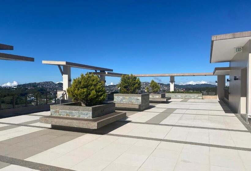 Rosarich Homestay   Bristle Ridge Residences