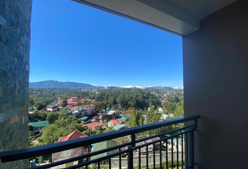 Rosarich Homestay   Bristle Ridge Residences