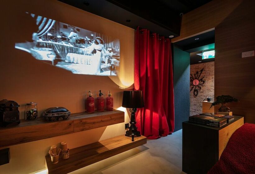 Zrooms&suites Hostel Boutique