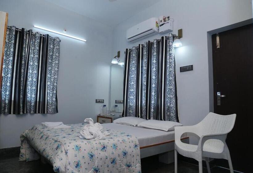 فندق صغير P A Resort